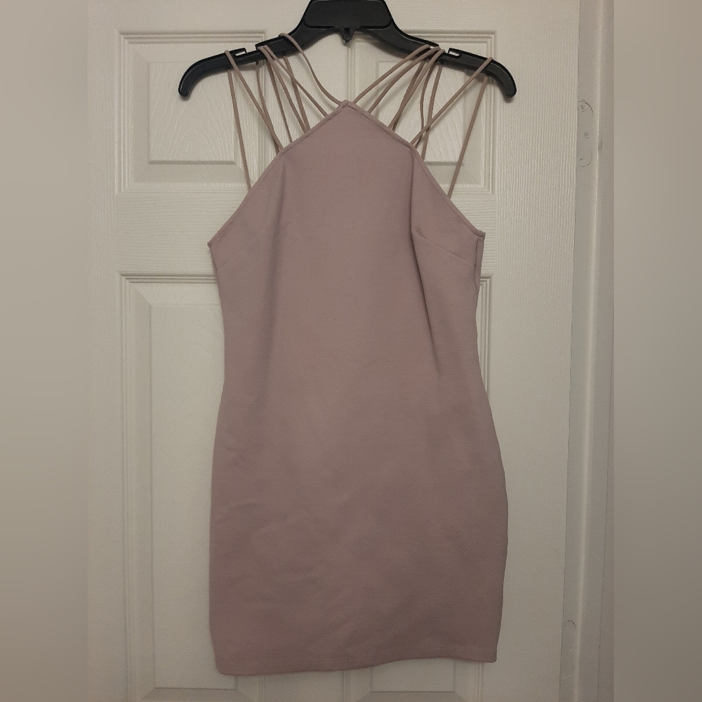 Tobi size medium dress short perfect for warm weather